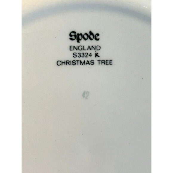 Spode Christmas Tree 7 3/4" Salad Plate - Single - Picture 2 of 2